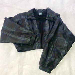 (3/$15) Wild Fable Cropped Windbreaker (Size L)